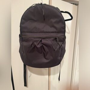 Lululemon grey/black backpack.